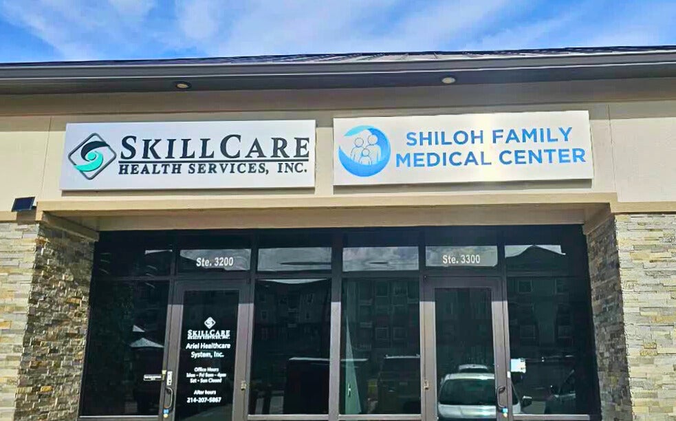How Do Medical Offices Use Exterior Pan Signs to Improve Visibility?