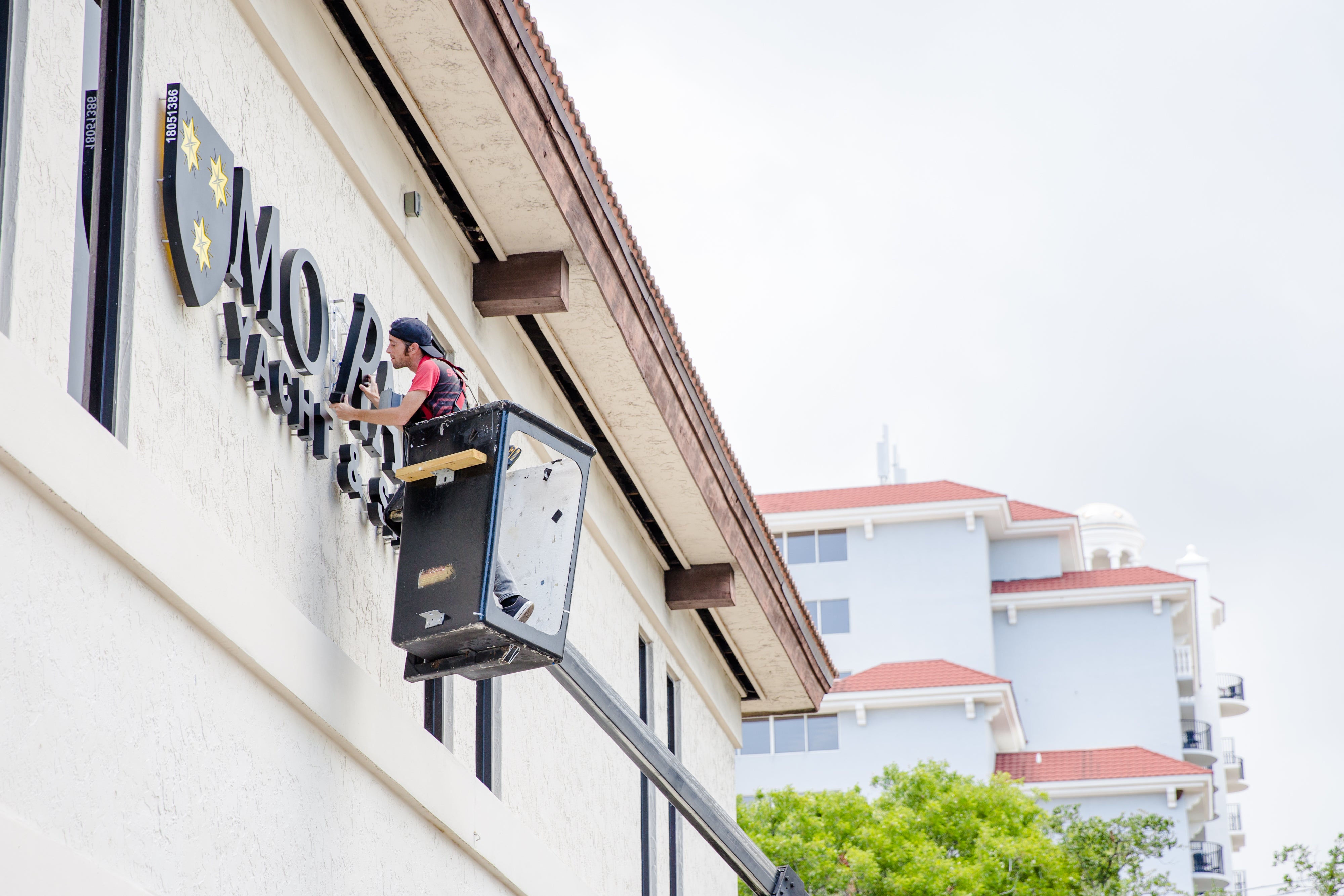 Professional Sign Installation in Redmond: Your Expert Local Partner