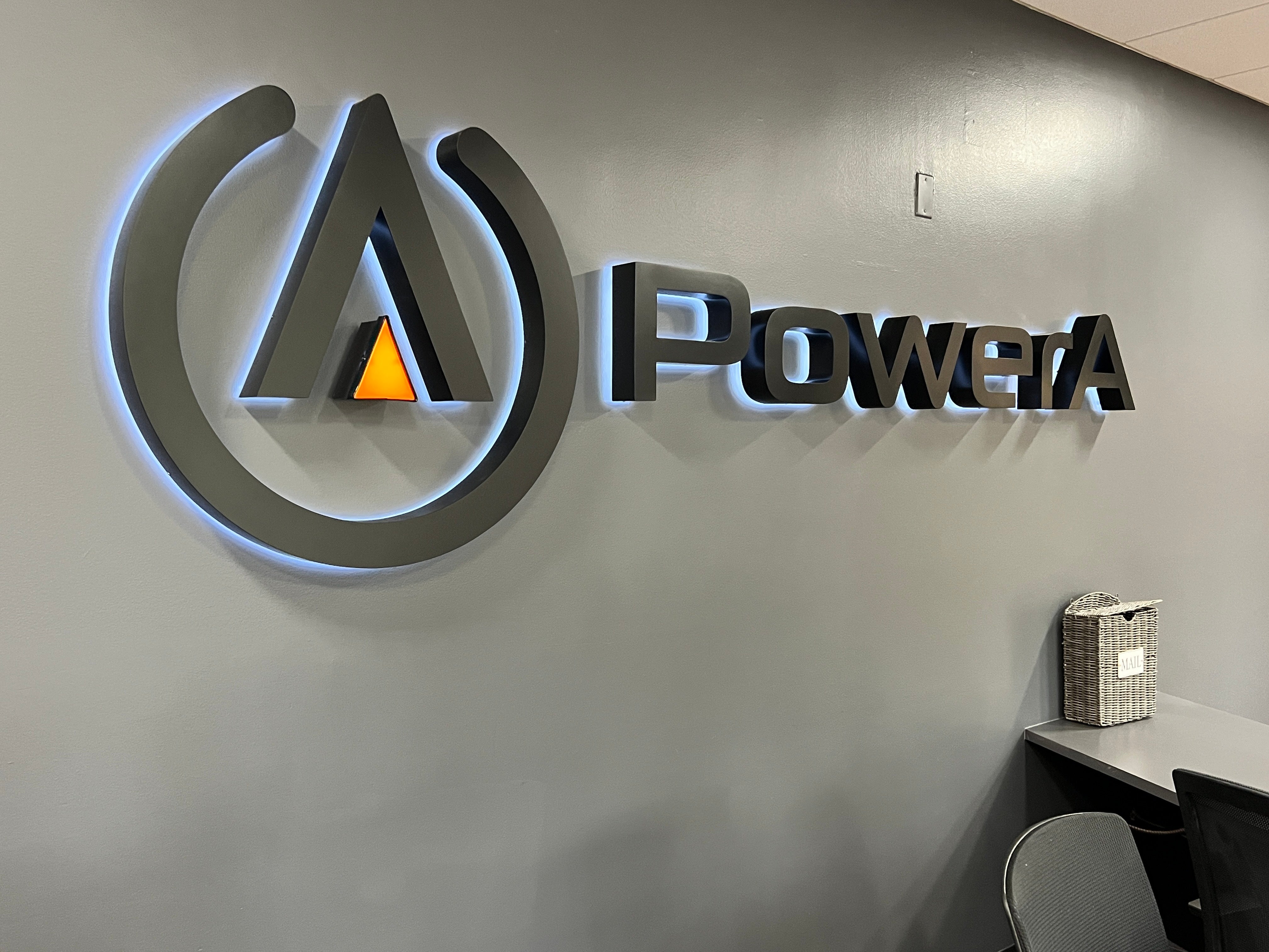 Custom Lobby Signs in Redmond: Your Guide to a Great First Impression