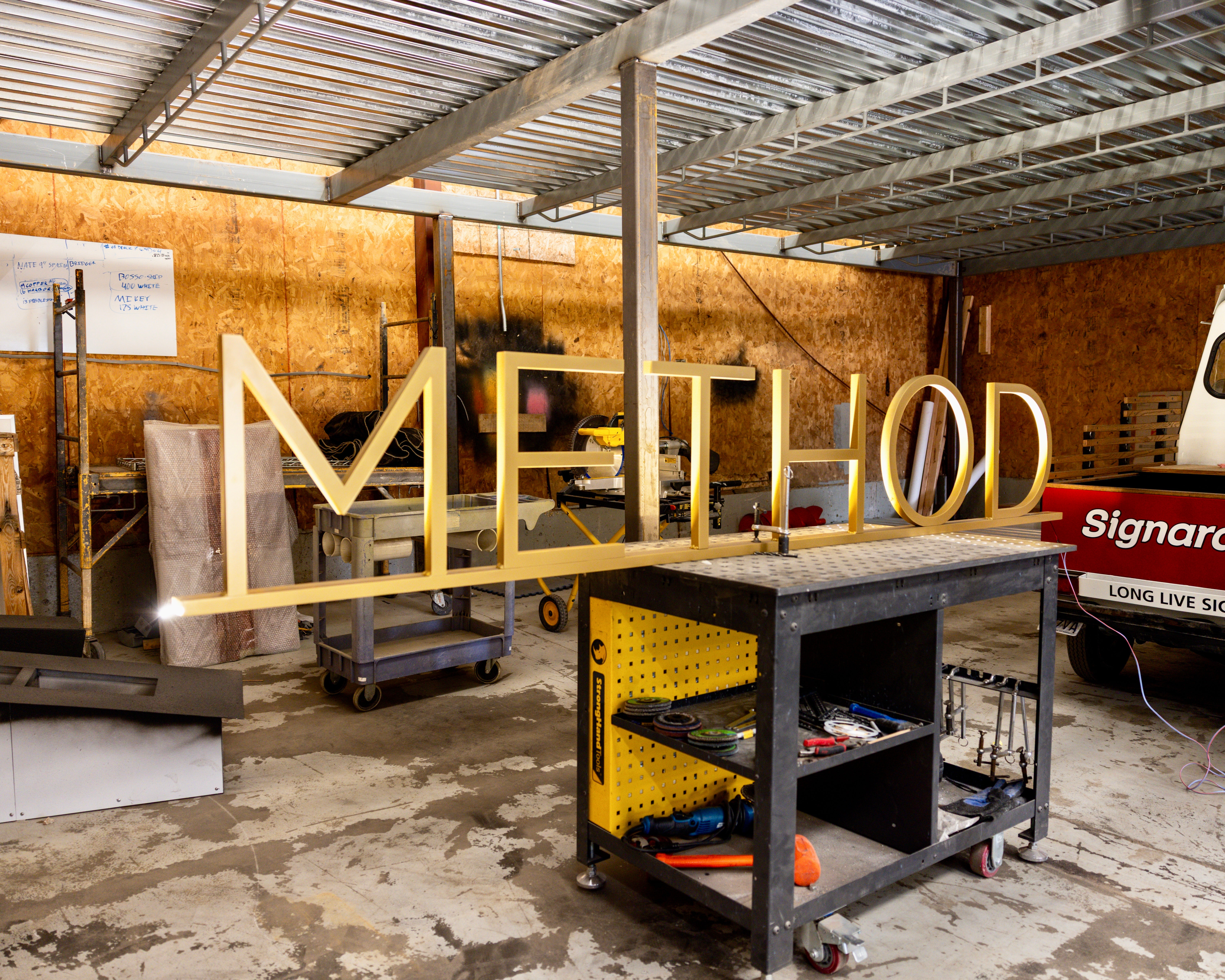 Custom Business Signs in Chantilly, VA