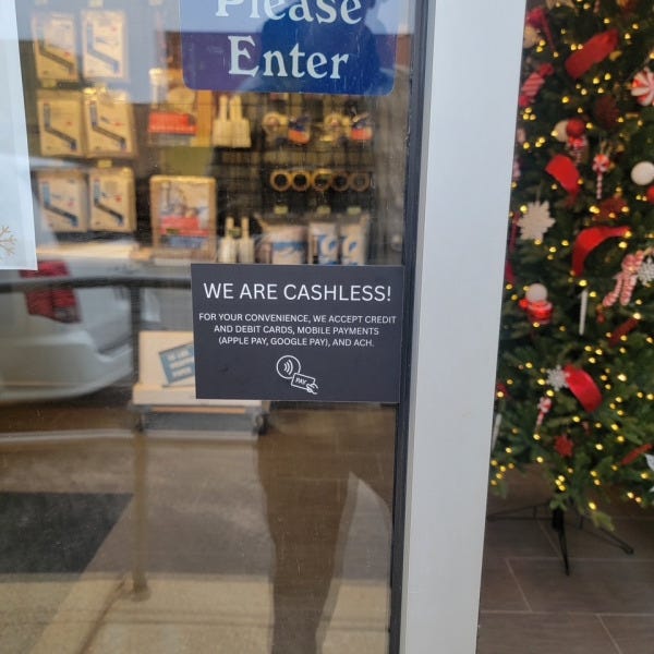 U-Stor-It Beverly Cashless Sign