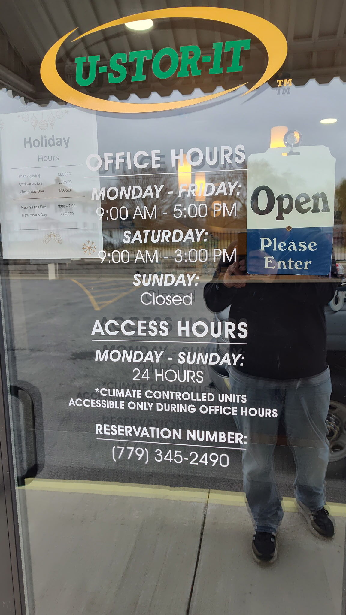 Wayfinding /Directional signage