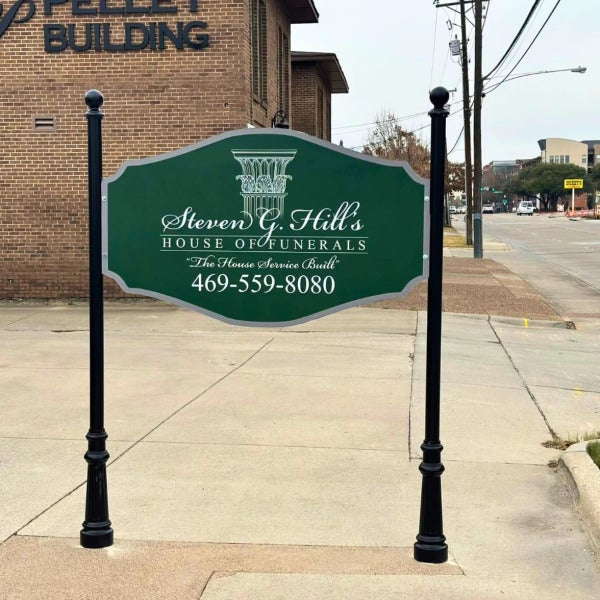 How a Post and Panel Sign Improves Visibility From the Street