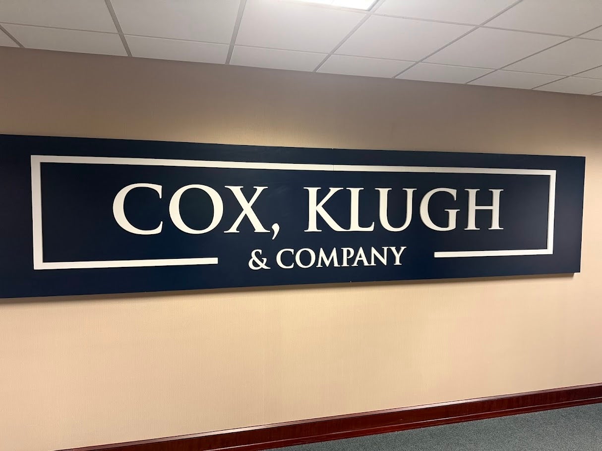 How to Maintain and Clean Different Types of Signs in Brookfield, CT