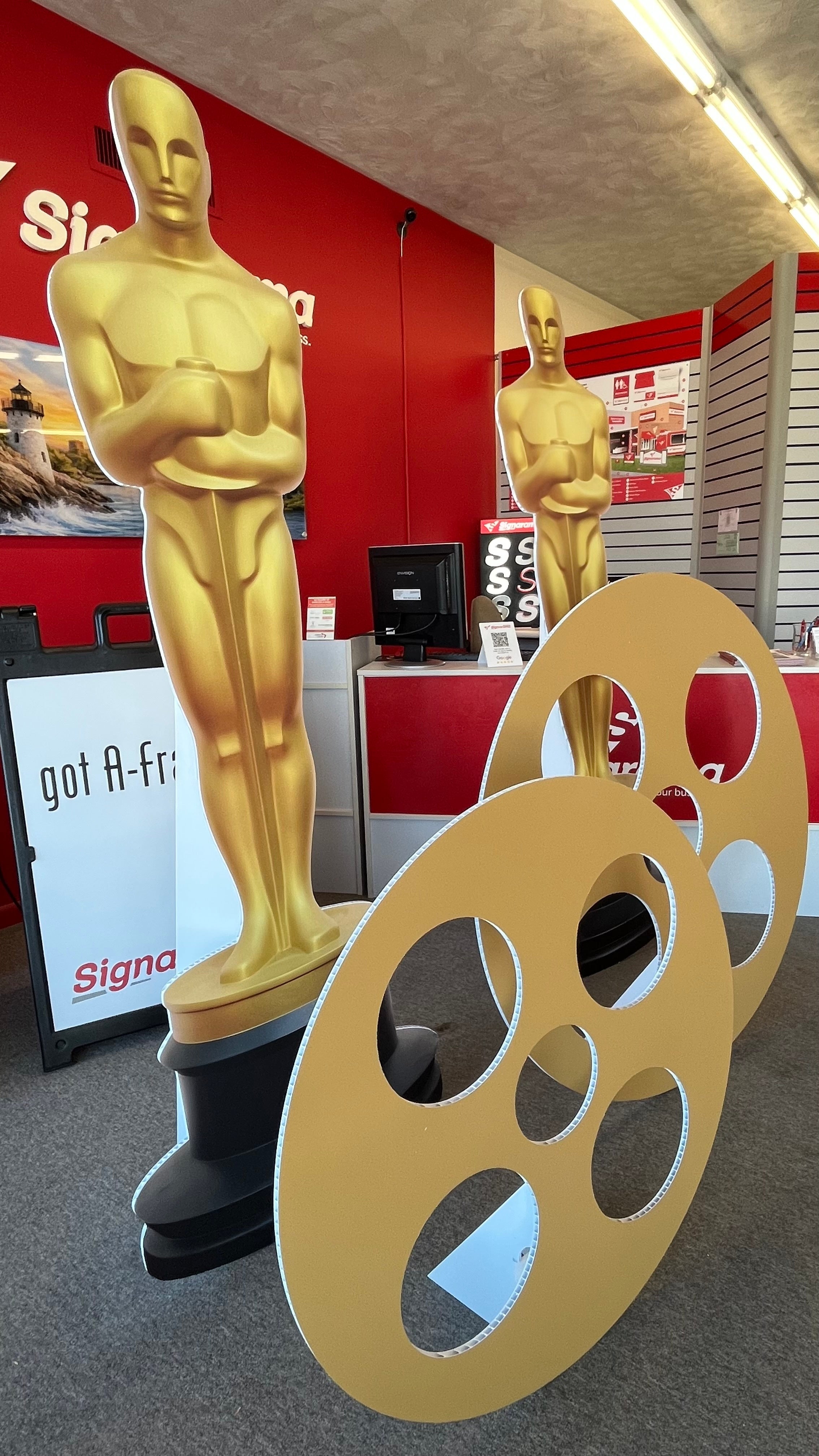 Custom Event Displays for a Local Bank Celebration