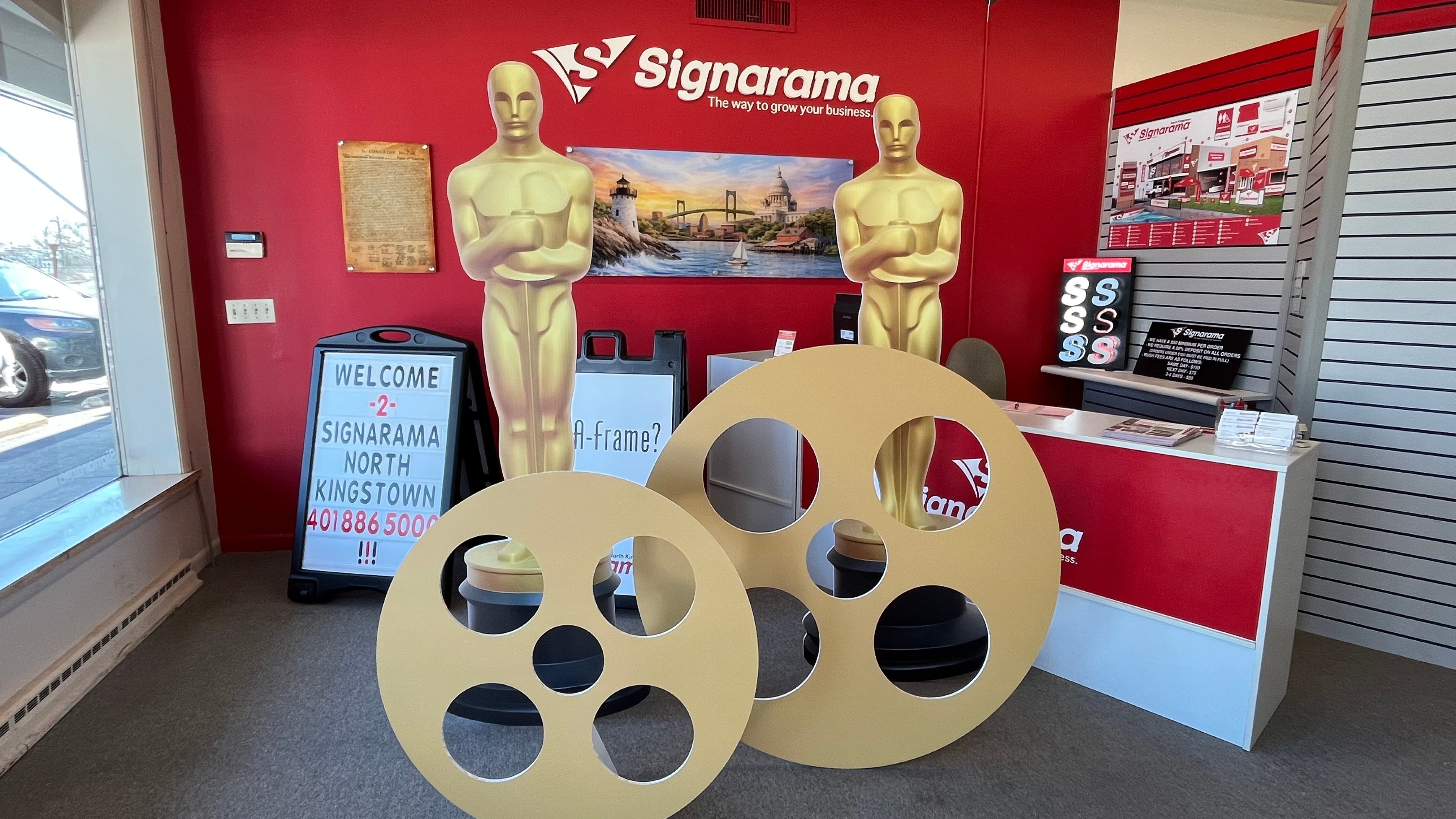 Custom Event Displays for a Local Bank Celebration