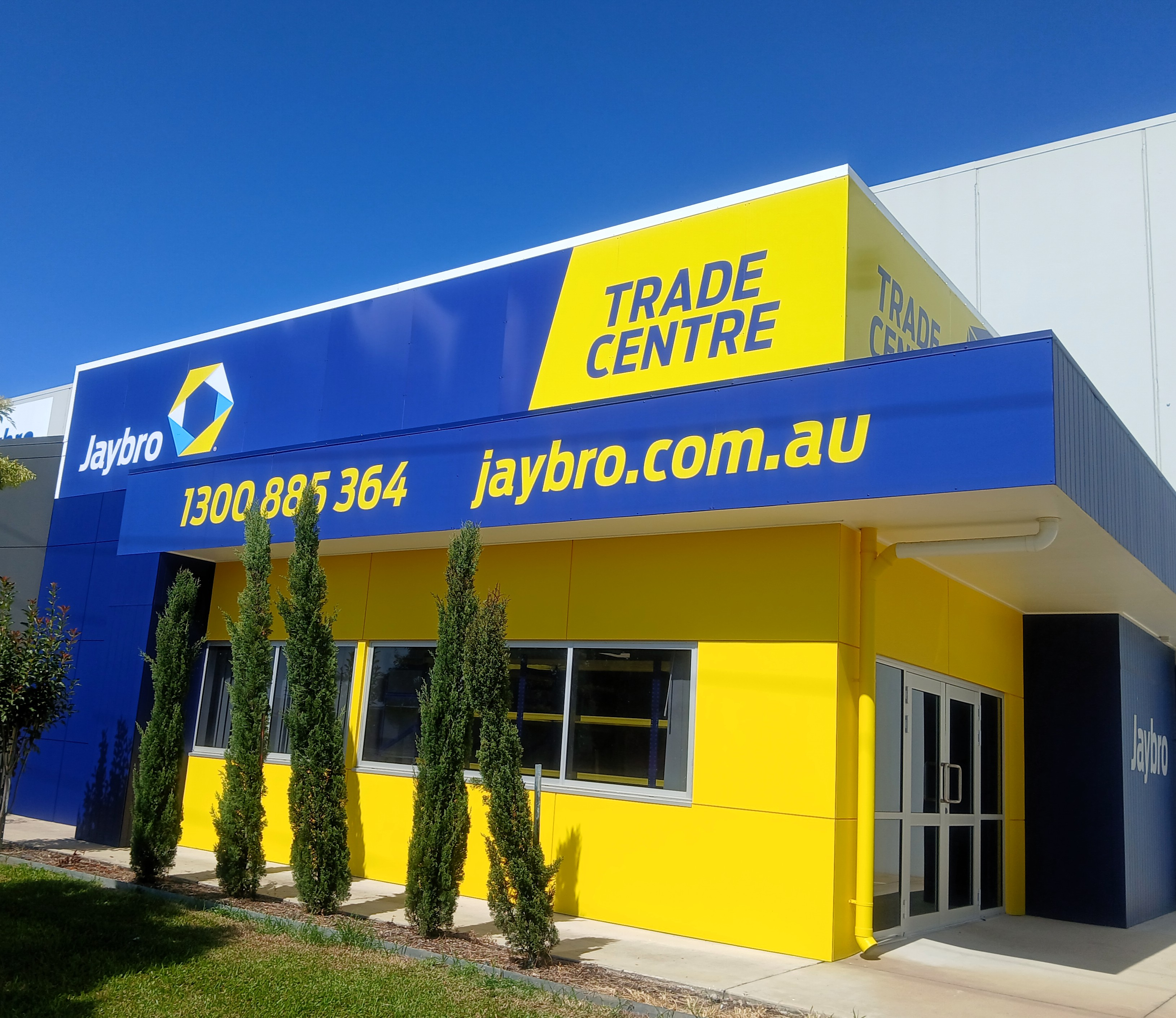 Signage Installation | Townsville Signs | Shop Signage | Signage Townsville