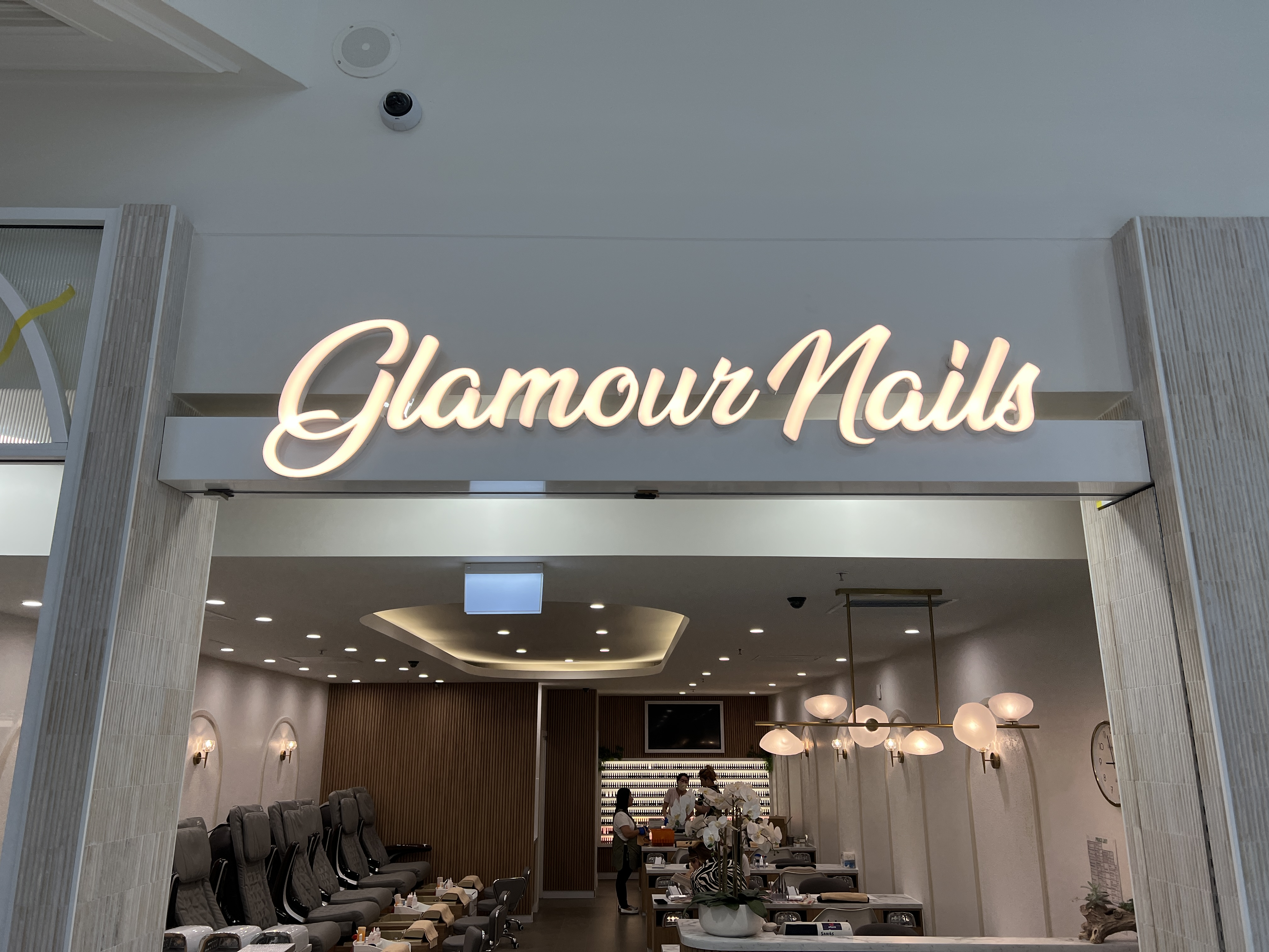 Frontlit Illuminated fab letters