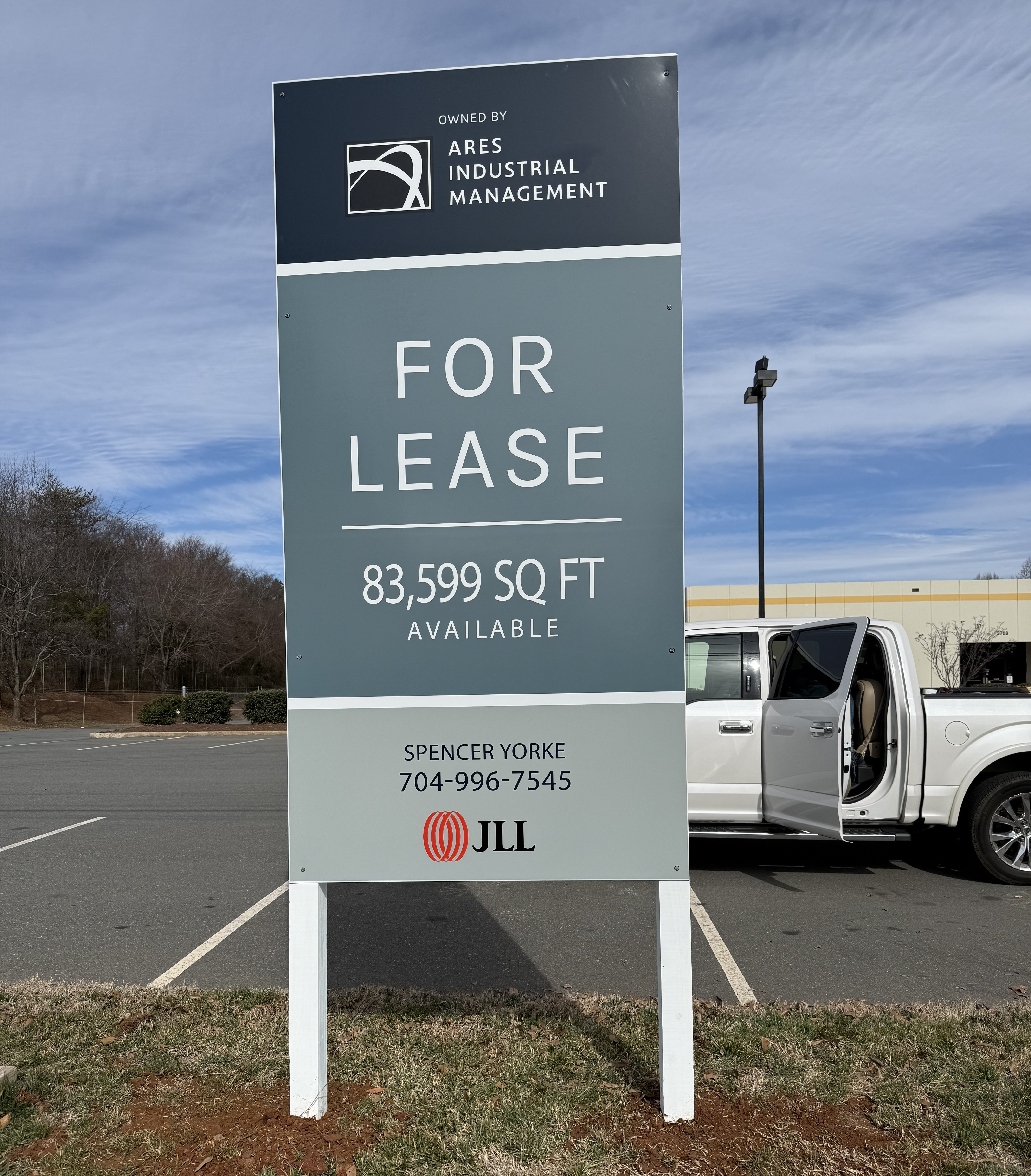Commercial Real Estate Signage That Delivers Visibility