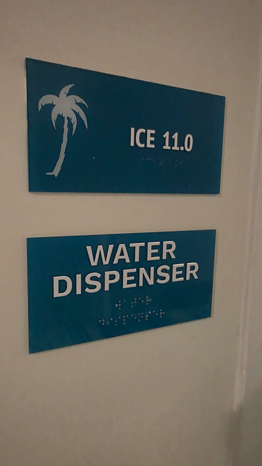 Margaritaville – ADA Interior Signage