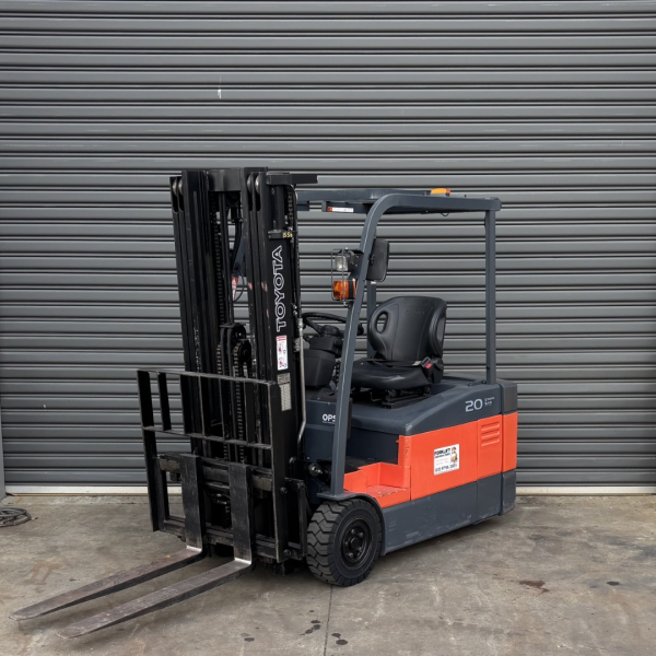 Used Toyota Electric Forklift #1556