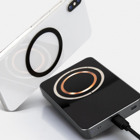 INGENIO Arc Wireless Charging Power Bank