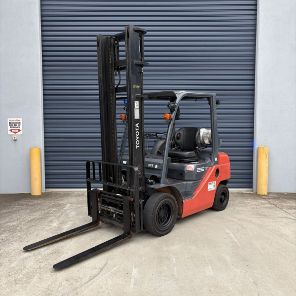 Used Toyota LPG Forklift #W348