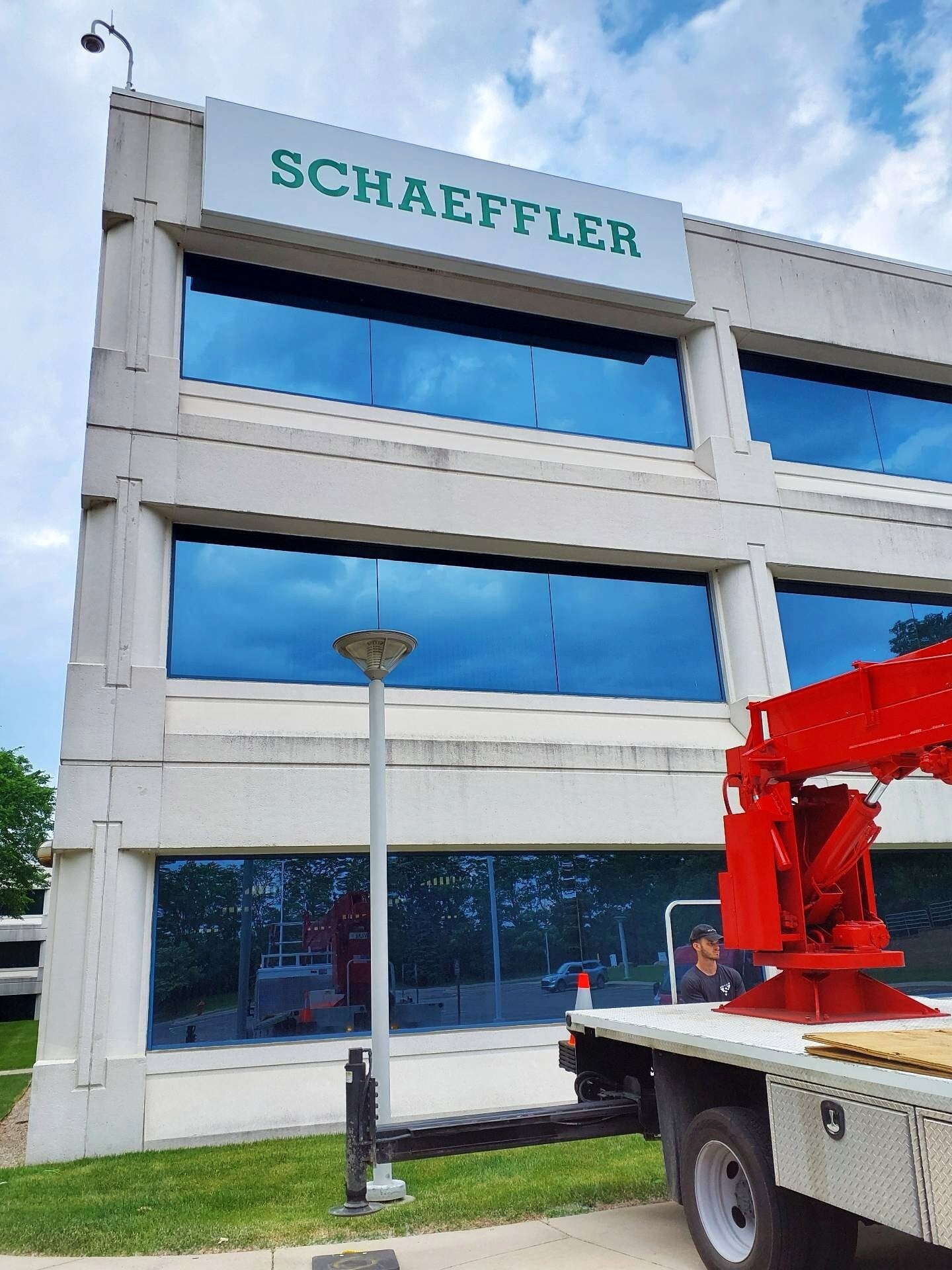 Schaeffler - Auburn Hills | Facility Branding