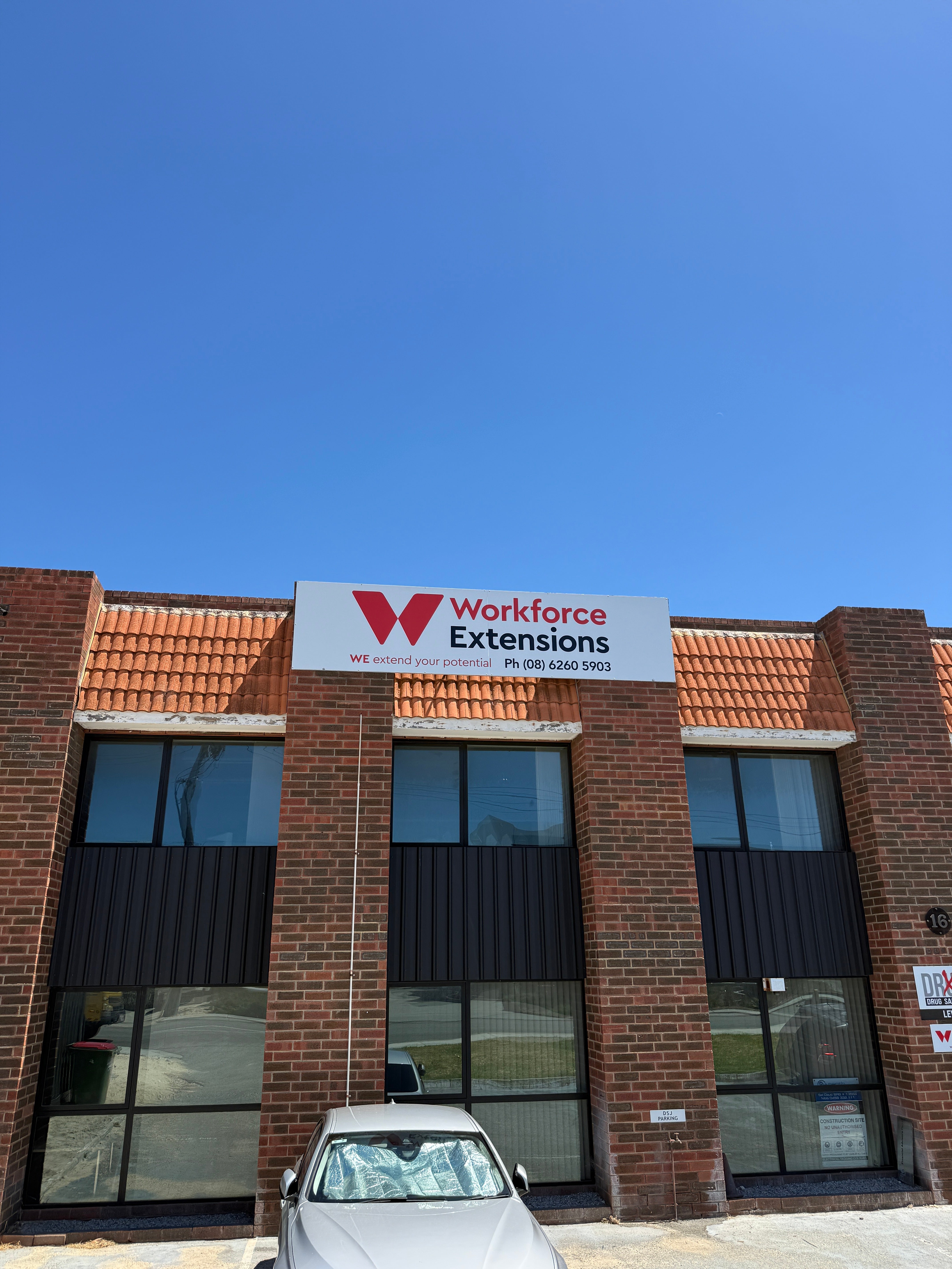 Shopfront Signage That Helps Your Business Get Noticed