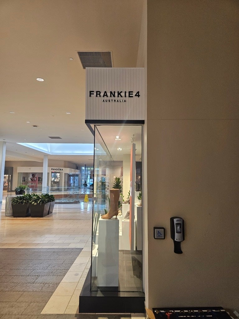 Storefront Branding That Stops Shoppers In Their Tracks - Frankie4 Storefront Branding