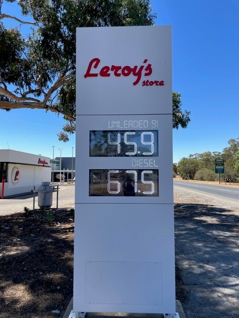 Custom Pylon Sign Fabrication in Adelaide
