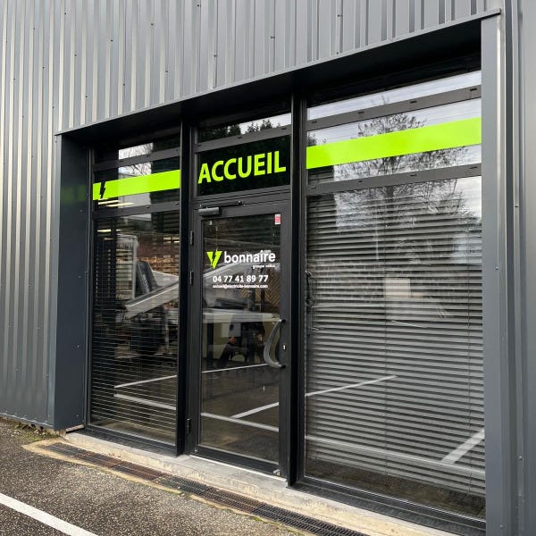 2026-03-06-Bonnaire-Vitrine-Signarama-Saint-Etienne