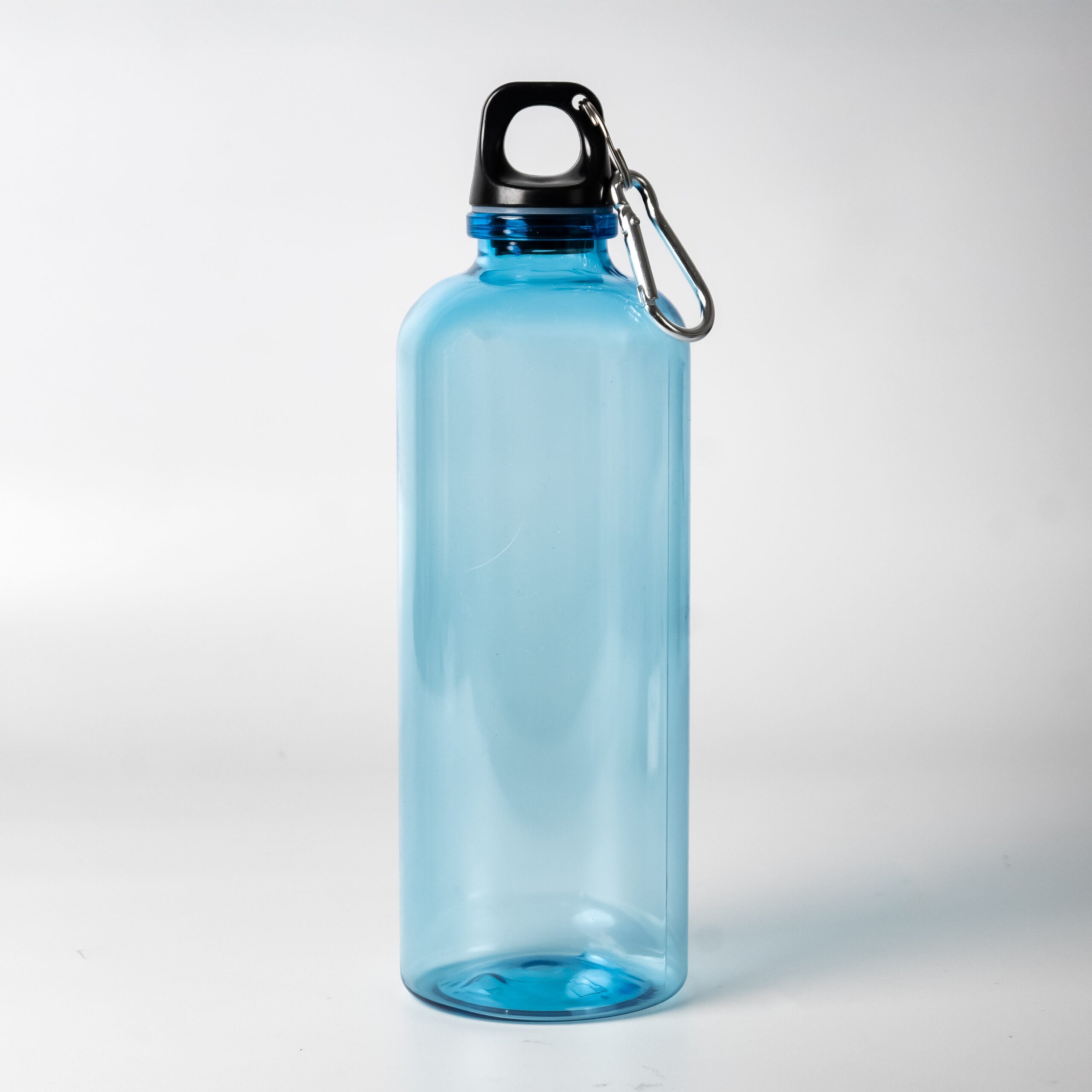 Ember 700ml Plastic Bottle with Carabiner
