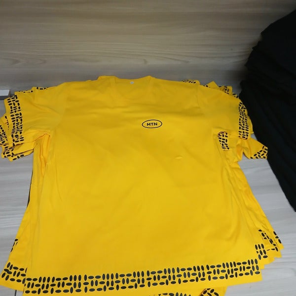 T-shirt personnalisé - Impression DTF - Signarama Côte d'Ivoire /Abidjan Cocody