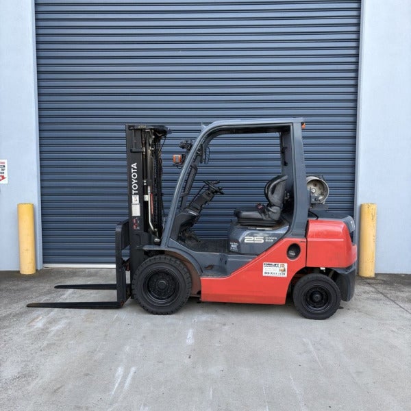 Forklift Clearance Centre - Servicing