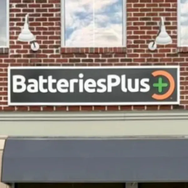Outdoor building business signage