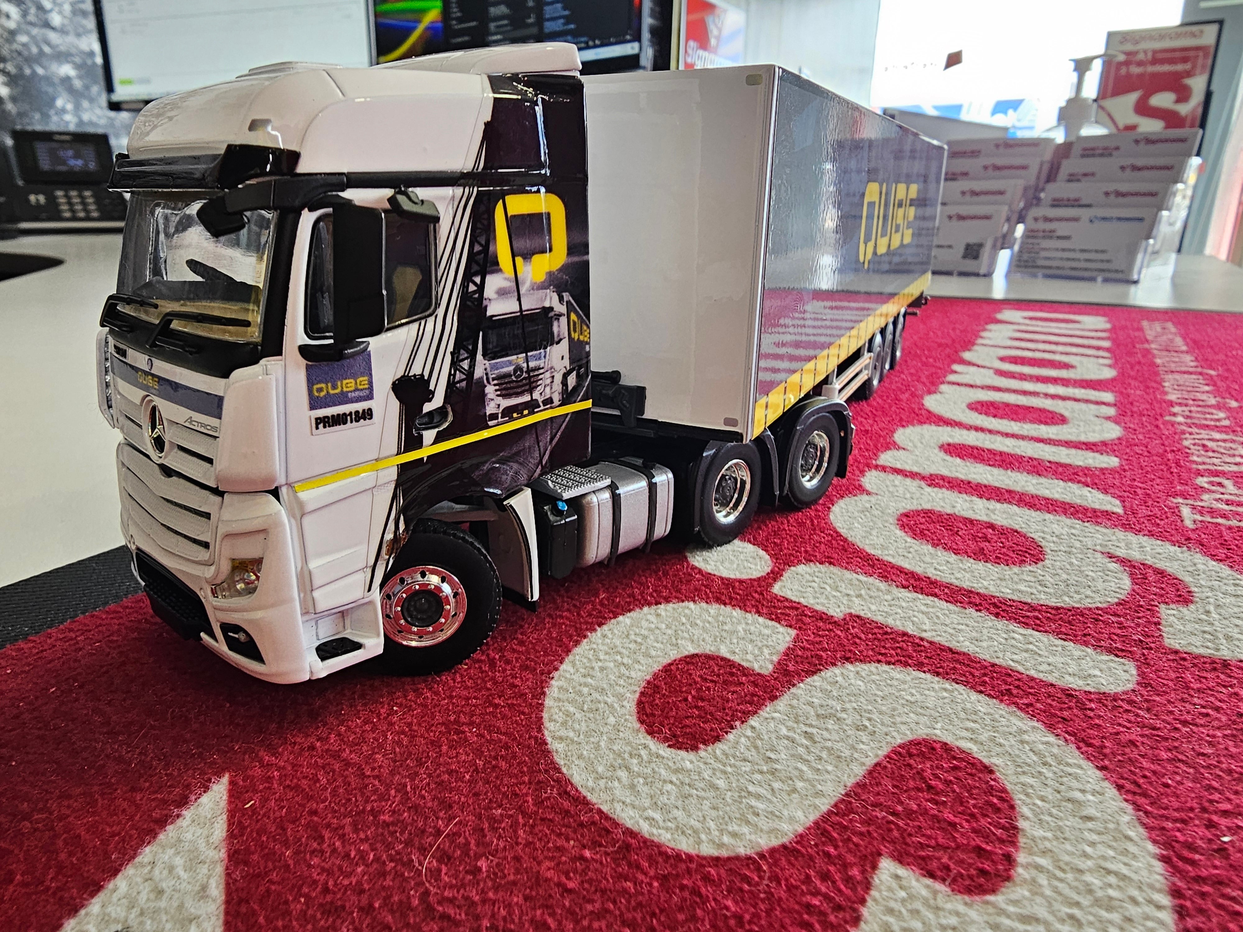  BIG trucks… and tiny trucks! 