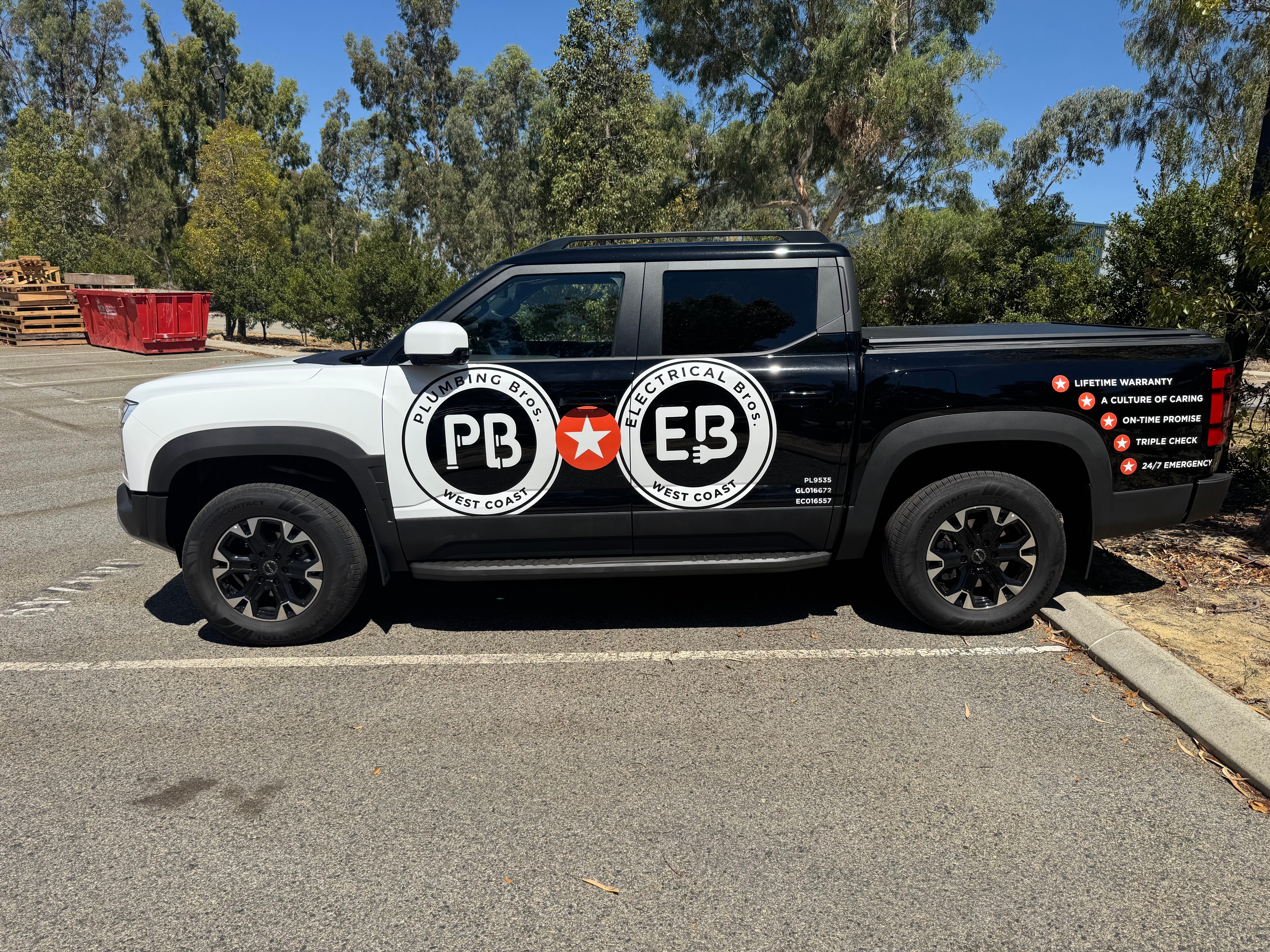 Your fleet is your moving billboard — make it count! 