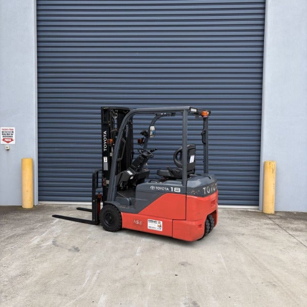 Used Toyota Electric Forklift #W359