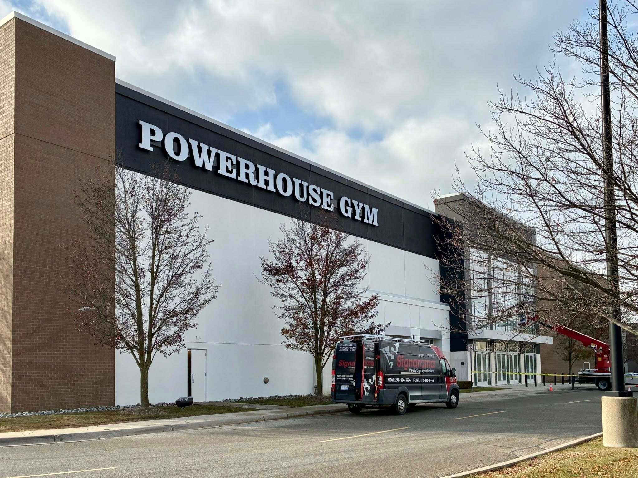 Powerhouse Gym: Partridge Creek | Building Signs Collection