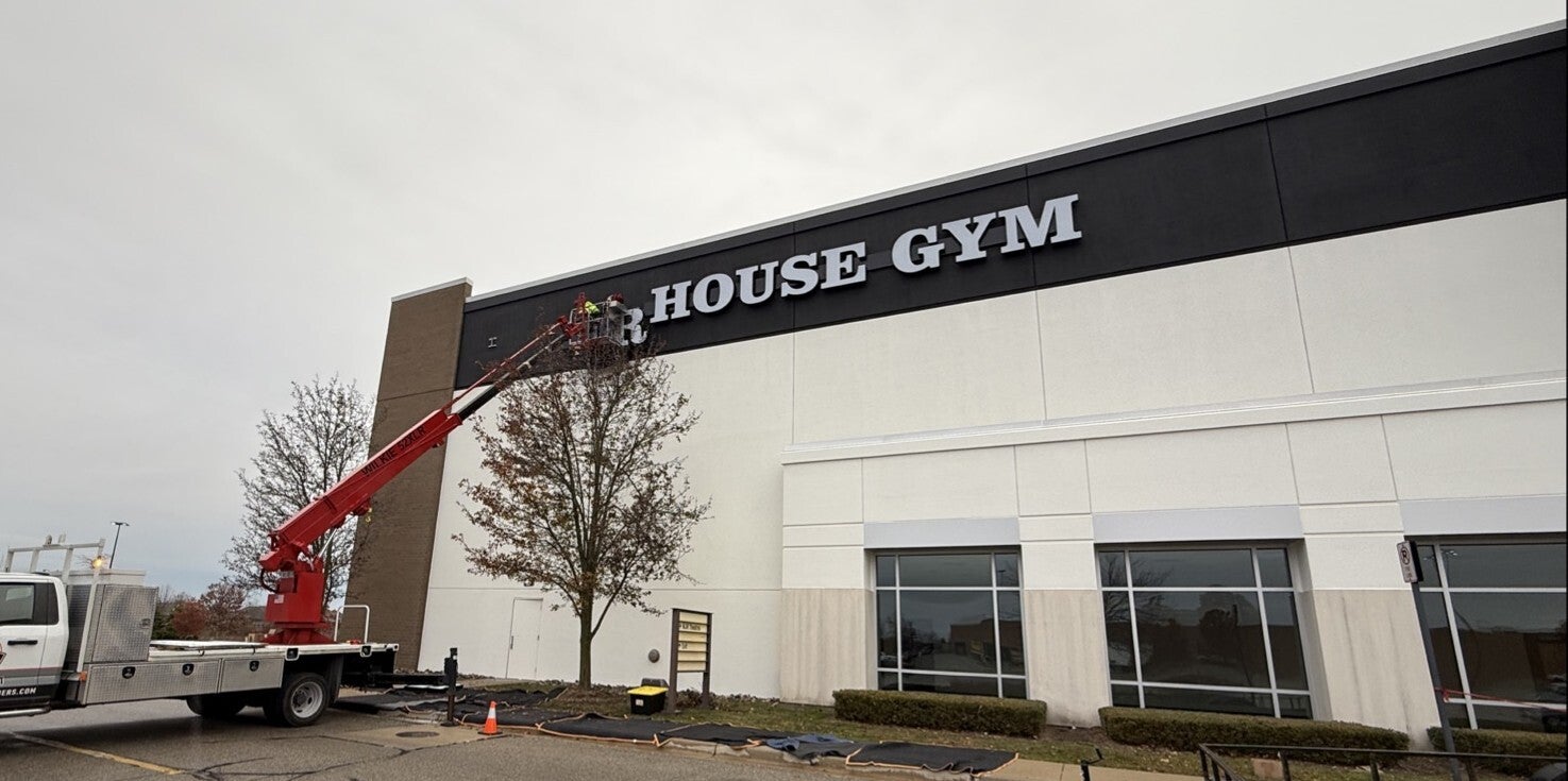 Powerhouse Gym: Partridge Creek | Building Signs Collection