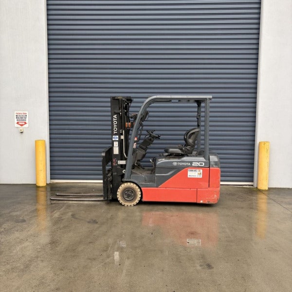 Used Toyota Electric Forklift #W331