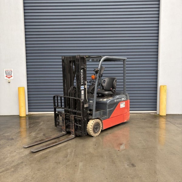Used Toyota Electric Forklift #W331