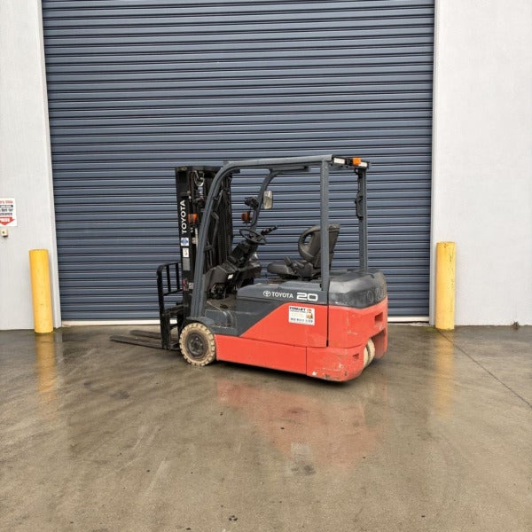 Used Toyota Electric Forklift #W331