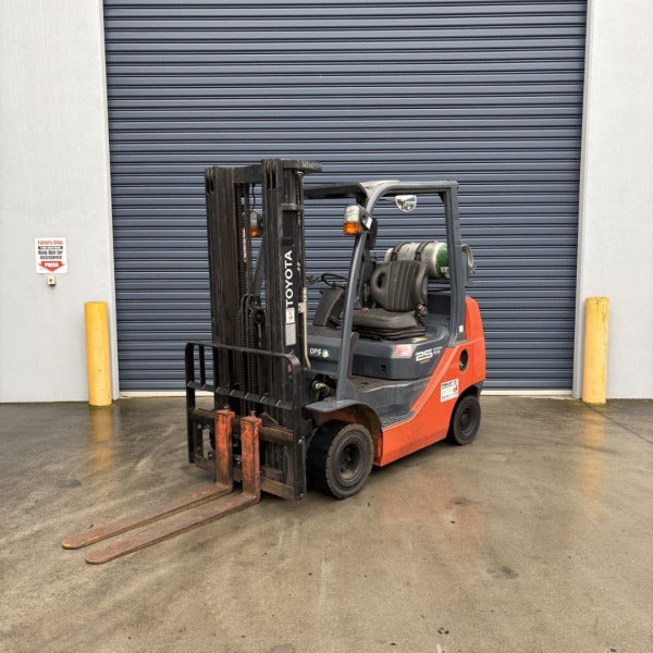 Used Toyota Compact LPG Forklift #W360