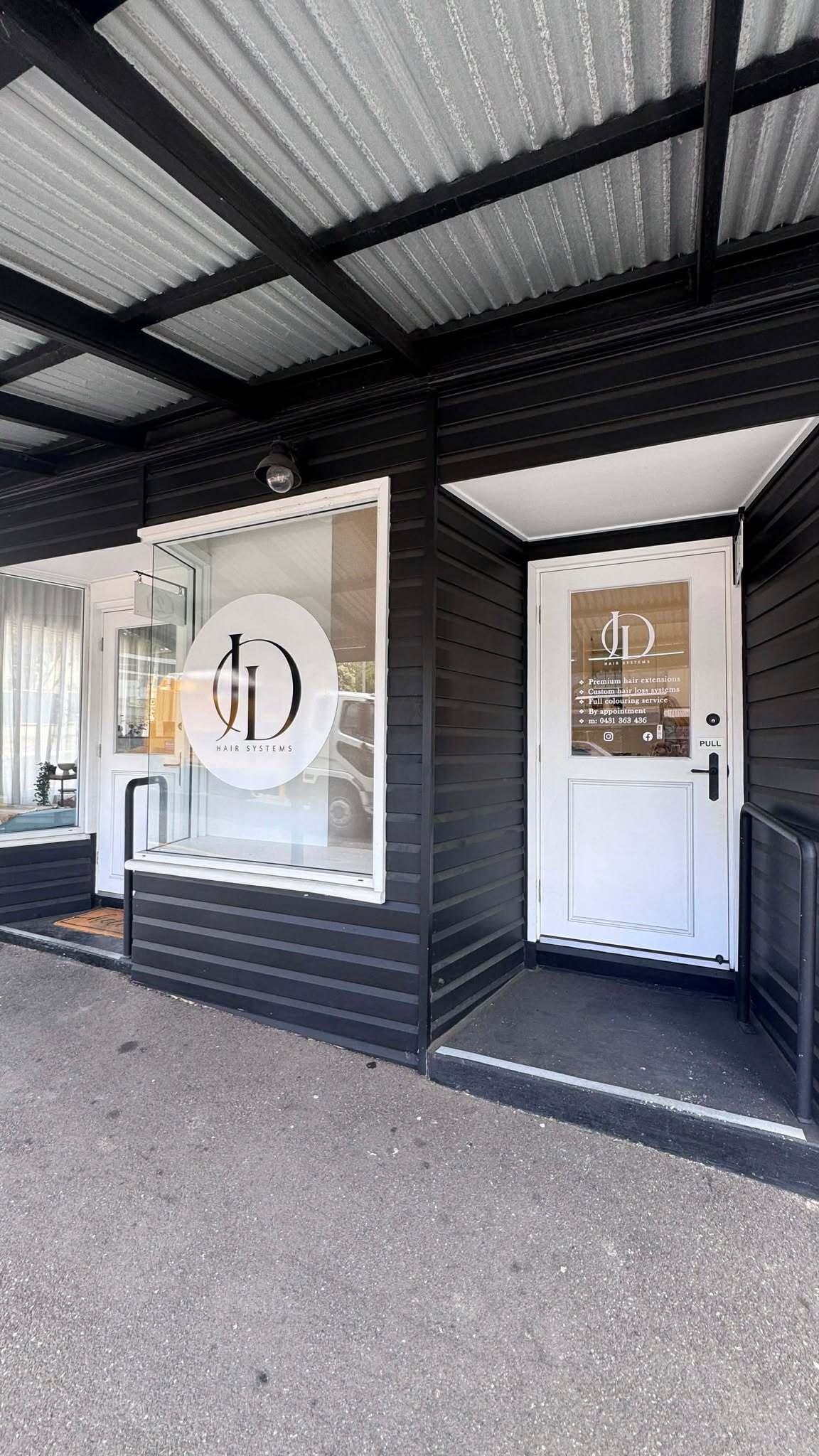 How Window Graphics Can Quickly and Effectively Transform Your Shopfront | JD Hair Systems by Signarama Brisbane CBD