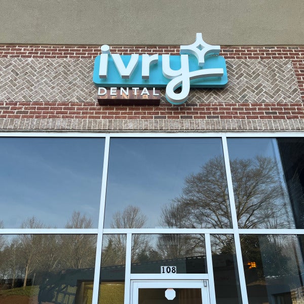 How Much Do Business Signs Cost in Roswell, GA?