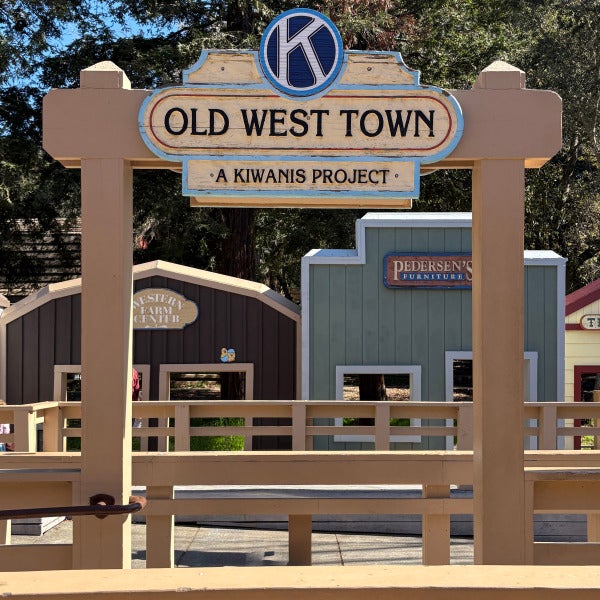 Refreshed Kiwanis Old Town West sign