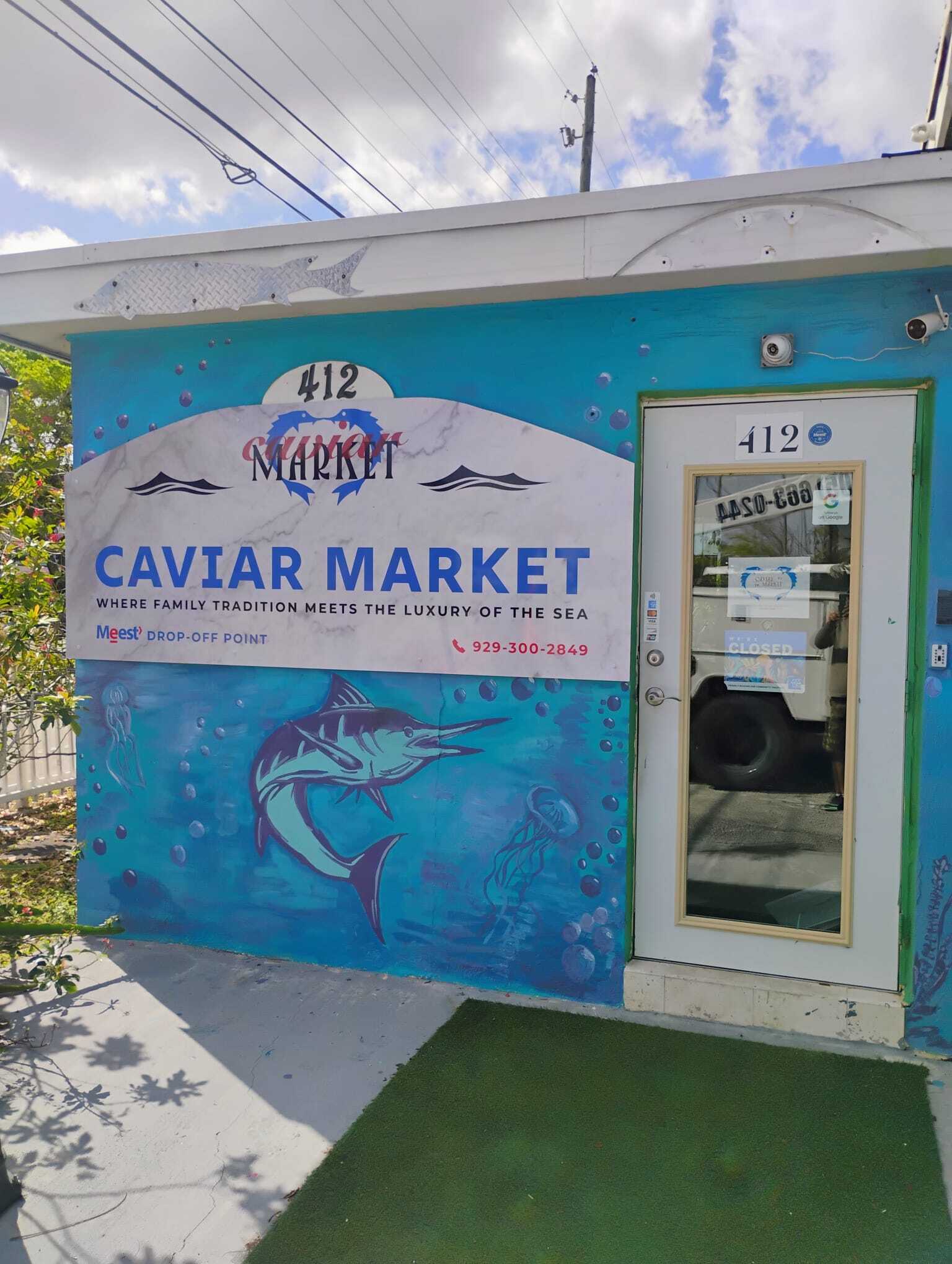Caviar Market – Exterior Metal Signage