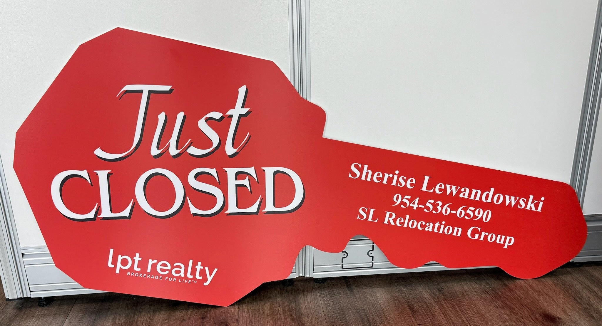 Personalized, Die Cut Sold / Closing Key Signs for Real Estate Agents & Mortgage Lenders