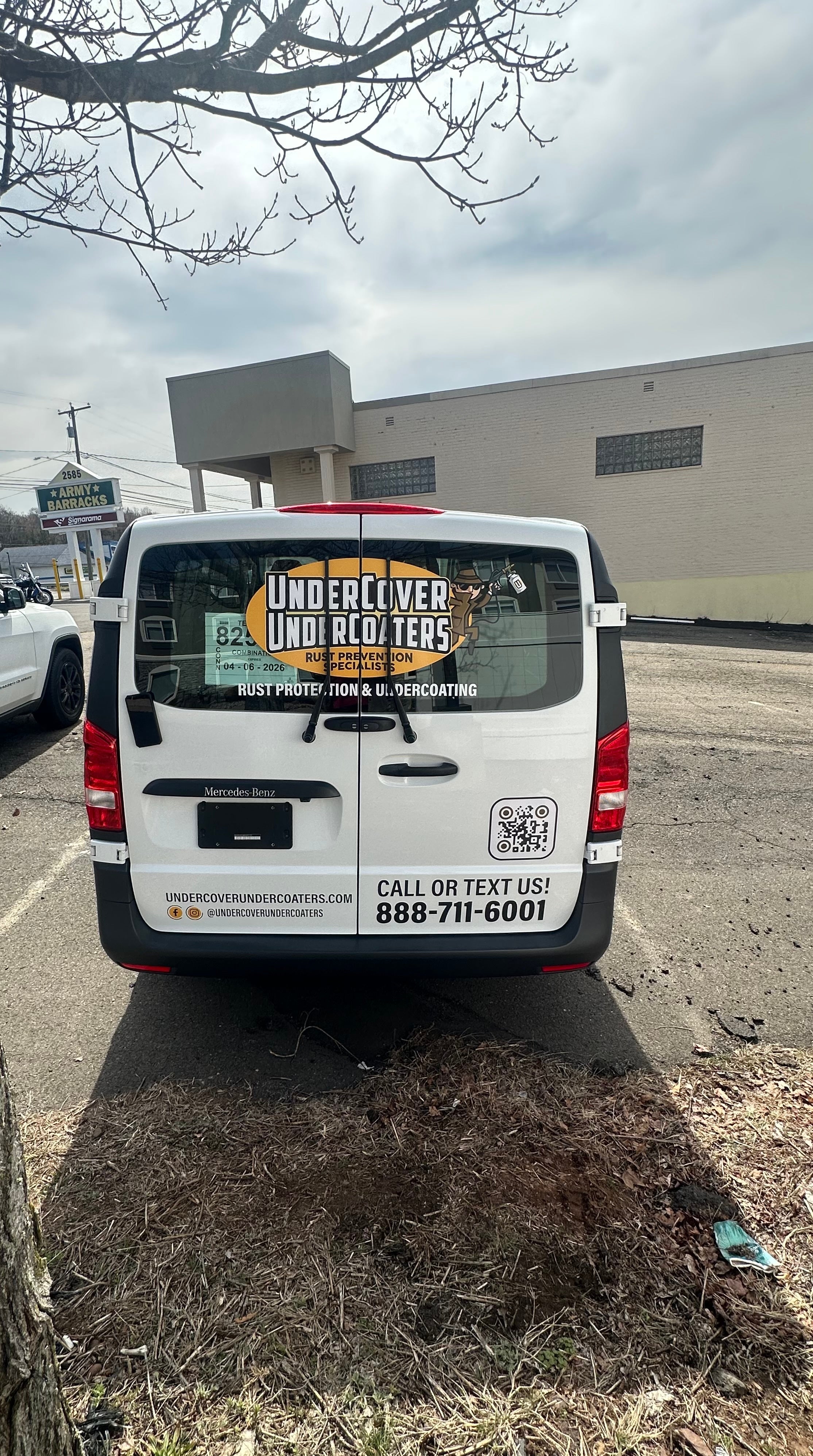 Custom Vehicle Graphics for UnderCover Undercoaters – West Hartford, CT