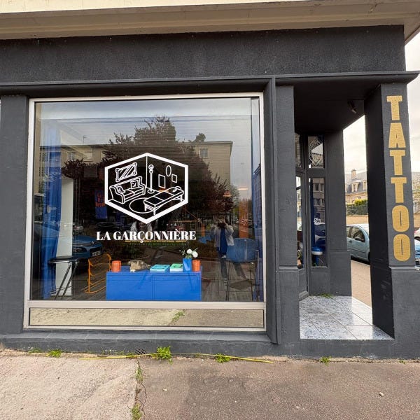 Adhésifs imprimés et protégés sur mesure pour commerces