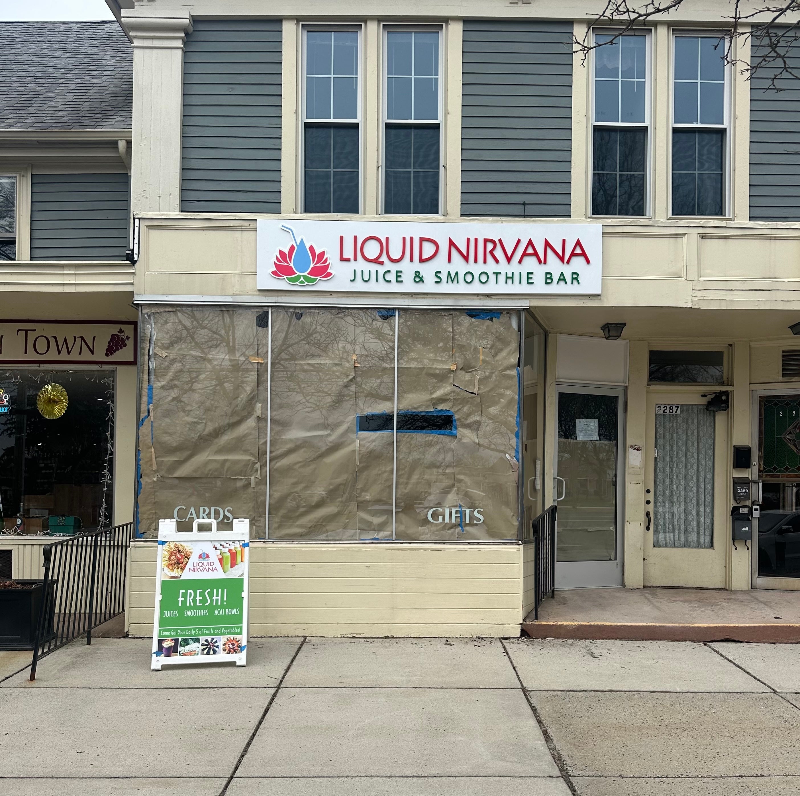 Storefront Signage for Liquid Nirvana – Glastonbury, CT