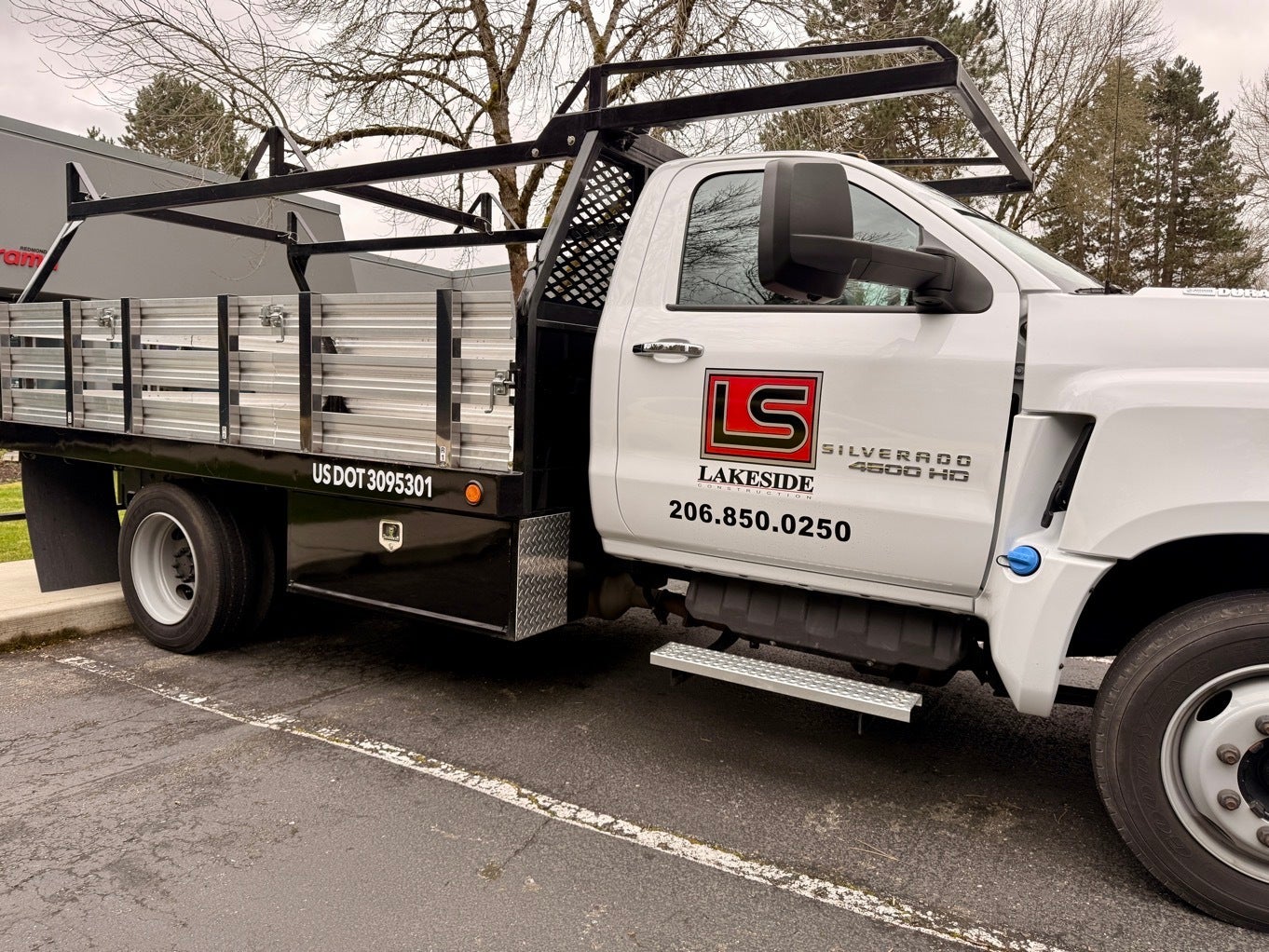 DOT Decals & Fleet Graphics As Fast As One Day Turnaround : Turn Your Commercial Vehicles into Rolling Billboards with Signarama Redmond