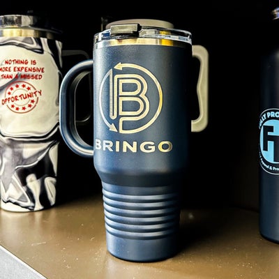 https://cdn.gorilladash.com/images/media/20845909/fully-promoted-usa-laser-engraved-tumbler-square-69d53fbdcac61.jpeg?auto=webp&crop=1%3A1%2Csmart&width=400