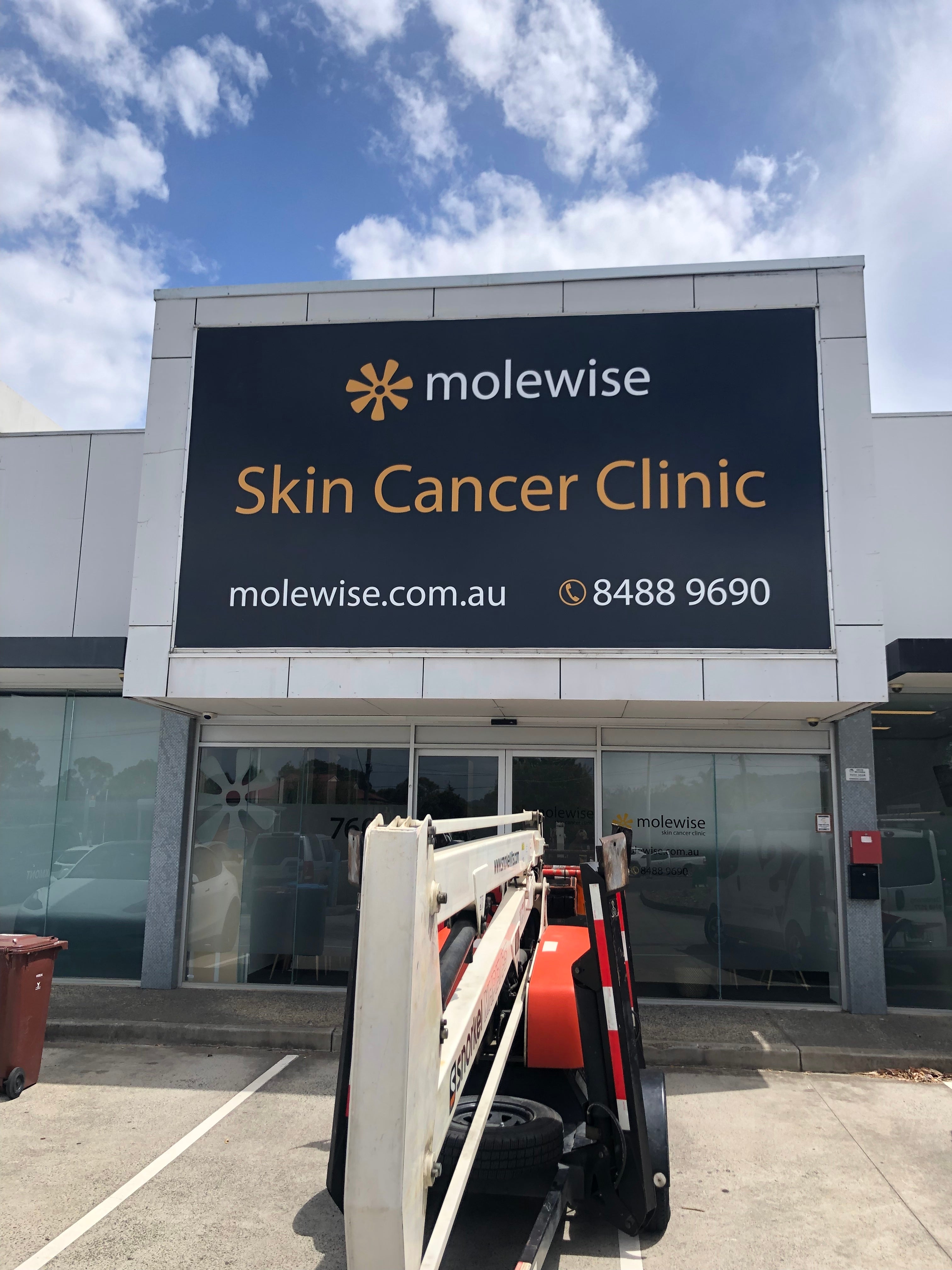 Sail Track Banner Building Sign for Molewise in Scoresby
