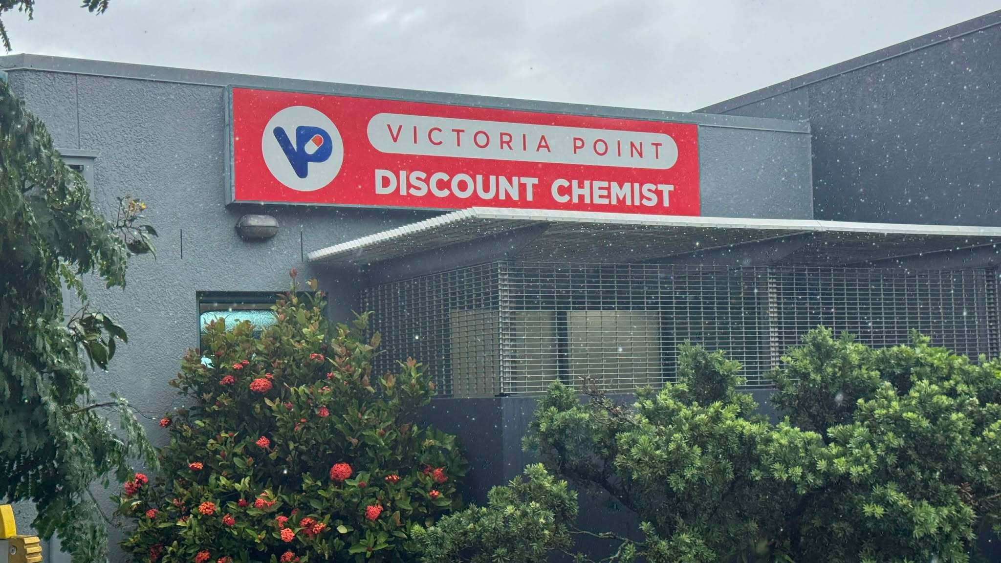 Vibrant Quality Printed Window Graphics That POP! | Victoria Point Discount Chemist By Signarama Brendale
