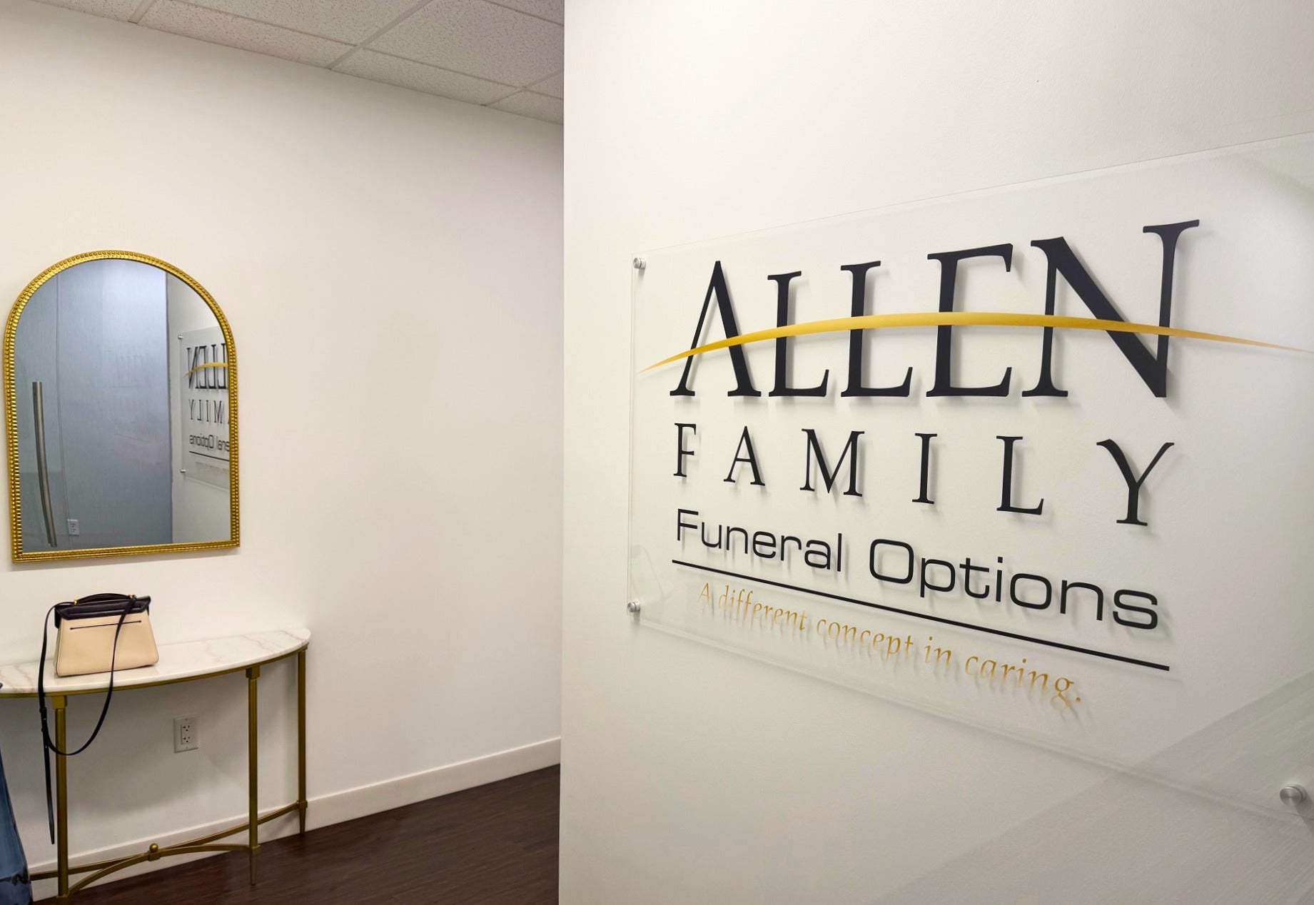 How the Right Acrylic Sign Instantly Creates a Professional First Impression