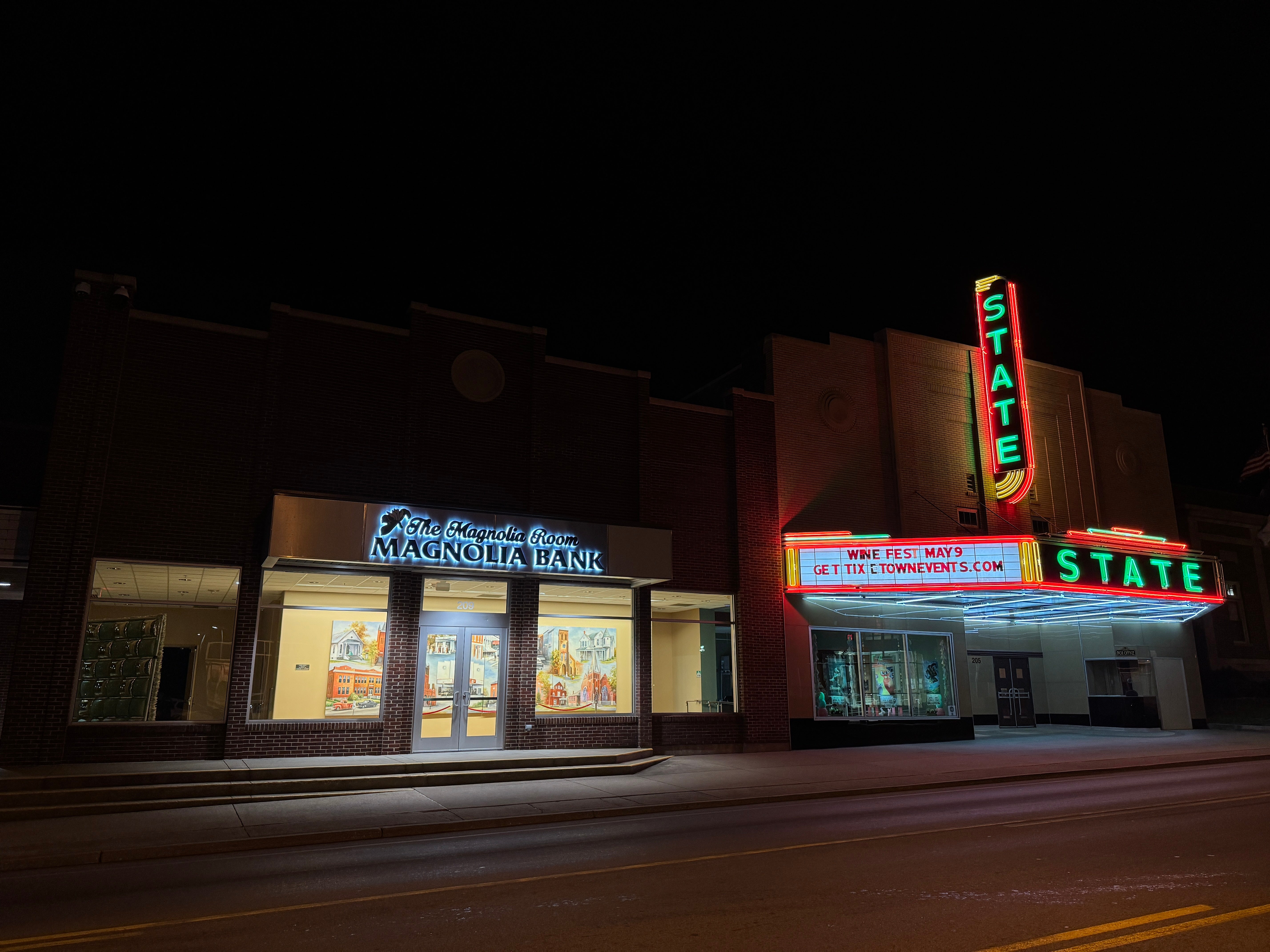 Custom Lit Signage in Elizabethtown KY | Historic State Theater