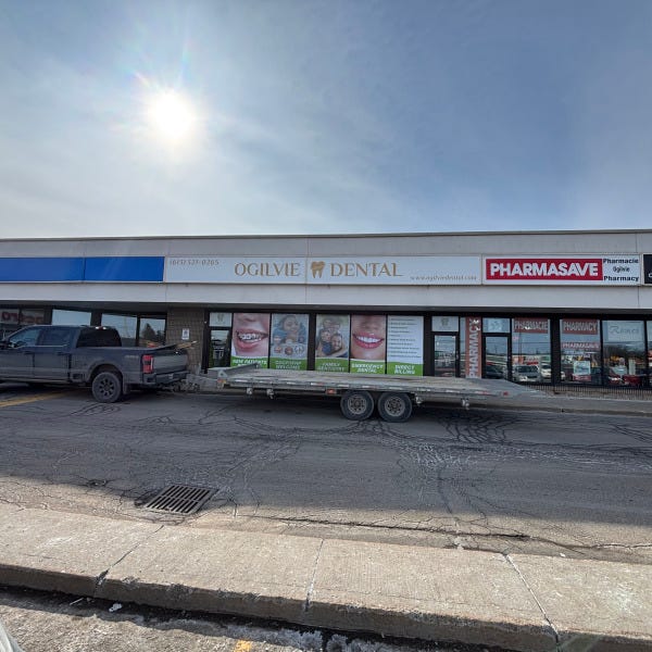 Cut Vinyl_Acrylic_Storefront_OgilvieDental -3-